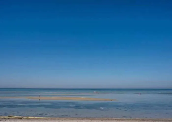 6 Person In Glesborg-by Traum